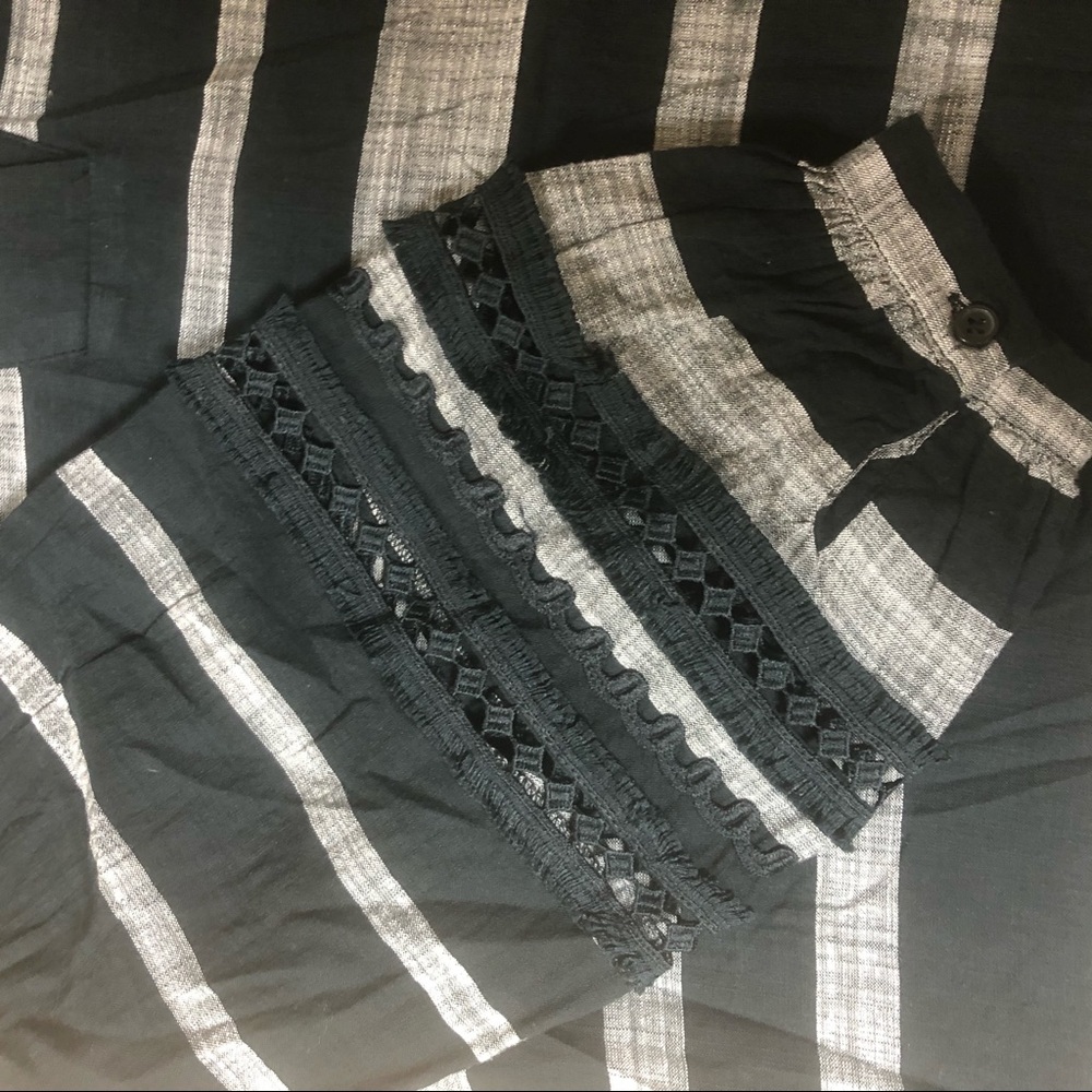 Who What Wear Black & Gray striped top